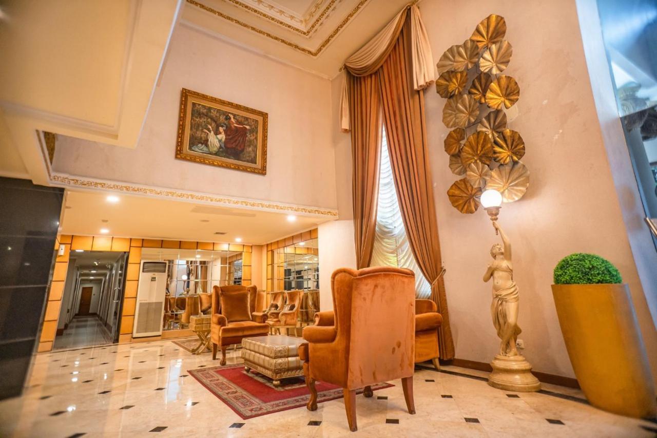 Olympic Hotel Jakarta Exterior photo